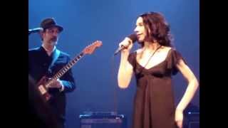 PJ HARVEY - A Woman A Man Walked By / The Crow Knows Where All The Little Children Go (2009)