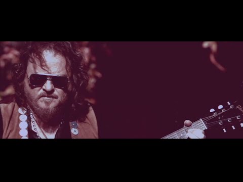 Un uovo sodo cover