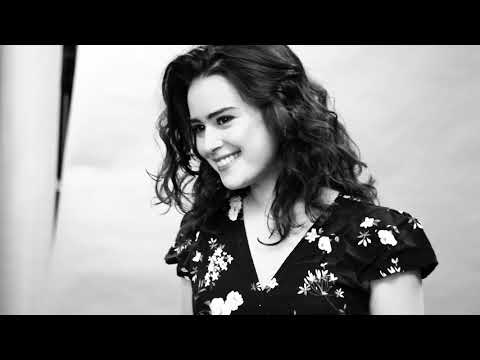 Rosabell Laurenti Sellers by Matteo Giachetti