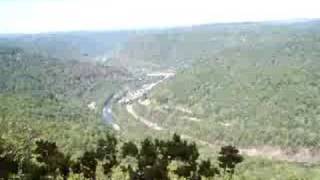 preview picture of video 'Elkhorn City Overlook from the PMT'