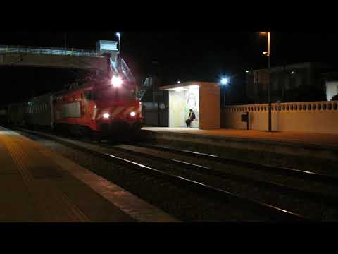 2601 com 2 Sorefames e 2 Sentinel (Rolls Royce) na marcha 31301