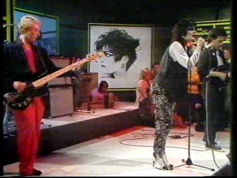 Siouxsie And The Banshees - Love In A Void