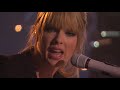 Taylor Swift - Back To December / Apologize (2010 American Music Awards)