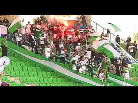 "Artista rap puertomontino creó un hip hop que arenga a Deportes Puerto Montt" Barra: Los del Sur &bull; Club: Deportes Puerto Montt