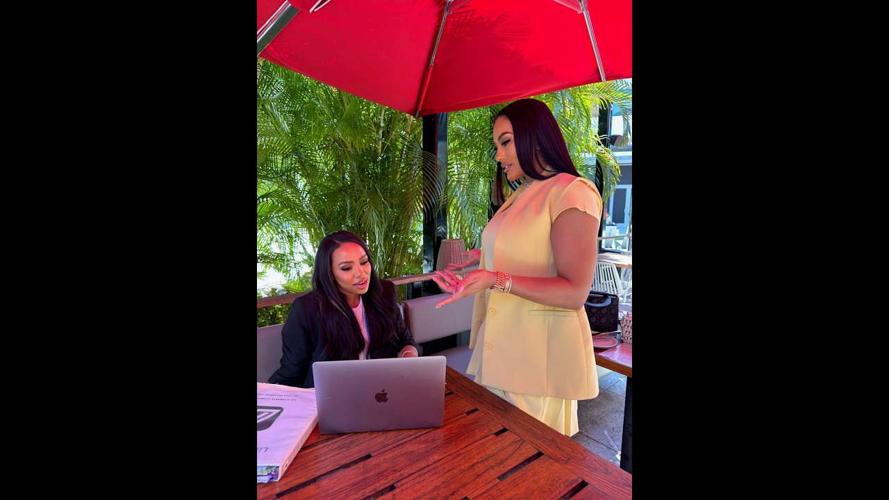When Delicia meets up with her business manager about helping with the podcast!