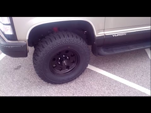 El Yukon has new wheels and tires.