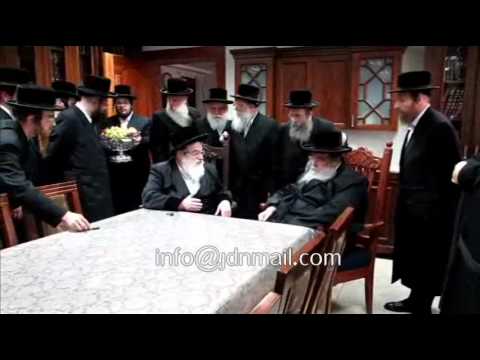 Visnitz Rebbe R' Mendel Visits Belz Rebbe Elul 5772