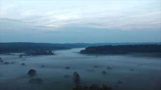 preview picture of video 'Pomiędzy Sofipolem a Pieszczanikami- ścieląca się mgła'