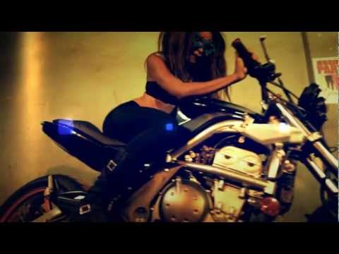 Yaw Siki - Blow My Mind ft. KillBeatz [Official Video] | GhanaMusic.com Video