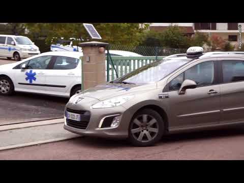 download lagu mp3 mp4 Taxi Lons Le Saunier, download lagu Taxi Lons Le Saunier gratis, unduh video klip Taxi Lons Le Saunier