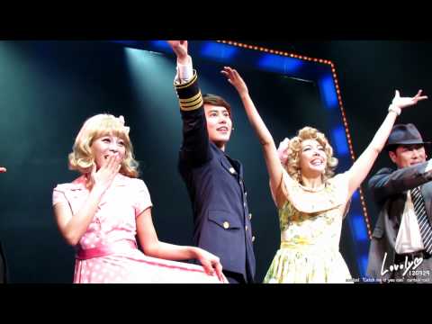 120329 / musical 'Catch Me If You Can' curtain-call (KYUHYUN)