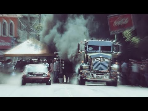 increible carrera entre un freightliner vs honda (Mundo Viral)