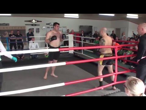 2016-04-02 VI Franconian Supercup - 1. Markus Schröder - Sven Eyselein K1 - Sugambrer Fightclub