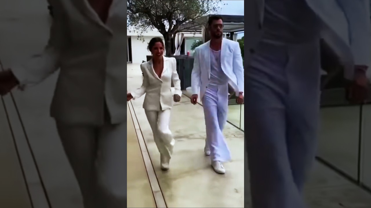 Chris Hemsworth moment of love with his wife #chrishemsworth #thor