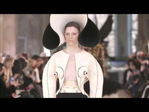 Schiaparelli Haute Couture spring summer 2022 fashion show