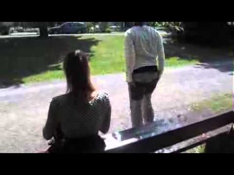 Piilokamera puiston penkillä