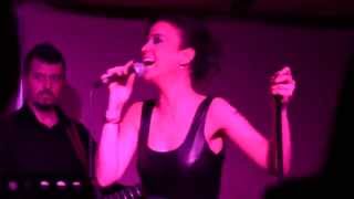 Zeynep Doruk - Aldırma Deli Gönlüm / Mecbursun