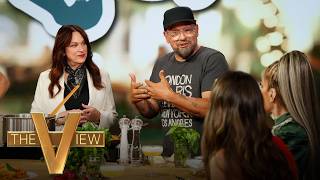 Liz and Michael Symon On Finding Love Through Food And New Series ‘Simply Symons’ | The View