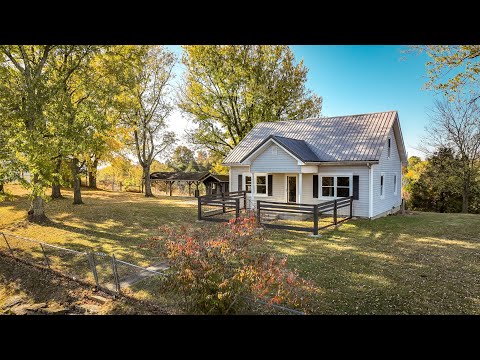 Small house 12 acre Farm Tour Barns + Pond, Real Estate Land for Sale in Kentucky