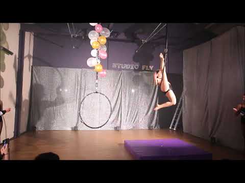 Studio Fly Showcase 2018 - Aerial Hoop - Lorna Elizabeth