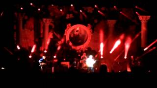 Vampire Weekend GIVING UP THE GUN (live 2013)