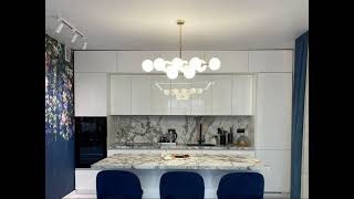 Современная прямая белая кухня с островом Проект 103 фото 1