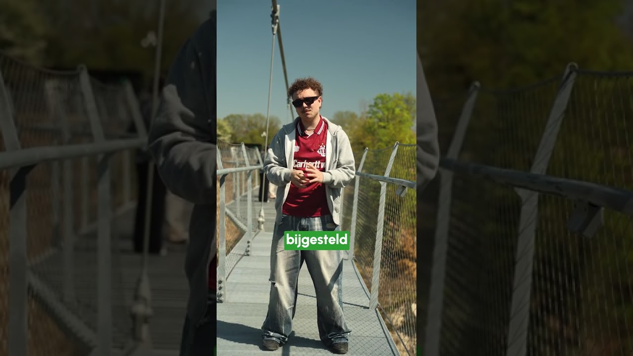 On Friday, the pedestrian suspension bridge over the Albert Canal in Klein-Ternaaien officially o...