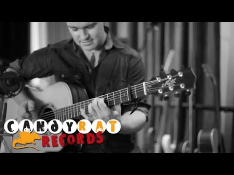 download lagu mp3 mp4 Van Stomp, download lagu Van Stomp gratis, unduh video klip Van Stomp