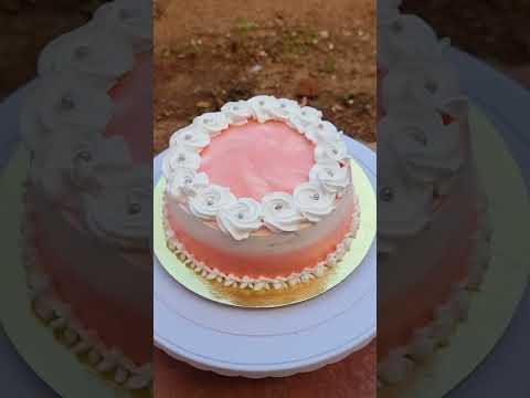 vanilla cake ... #bollywood #song #bollywoodsongs #love #cakery #cake #music #weddingcakecake