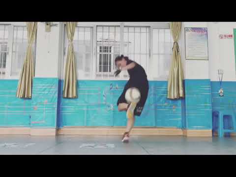 2019 Red Bull Street Style Qualification Battle Yulin (China) vs Kalina (Poland)