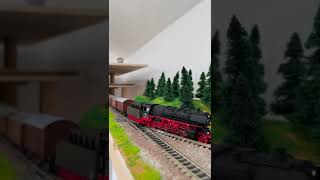 Download lagu kereta api uap bahan bakar kayu yang sudah hampir punah di ganti diesel dan listrik mp3