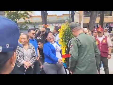 Noticias SENDEROS del INDER desde la plaza bolivar de ocumare 21 aniversario del CEOFANB 
