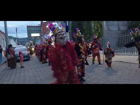 Grupo Baile de Venado de Senahú Alta Verapaz Llegan a desfilar  en el Colegio ESDEO de chiquimula 