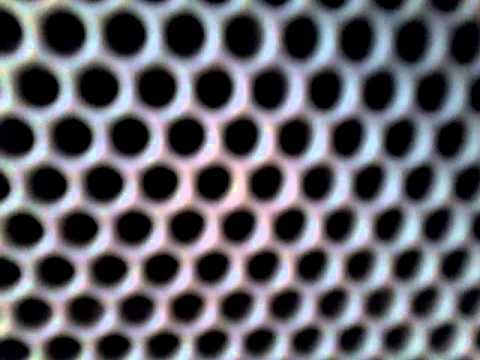 Uma Thurman on 1075 the river