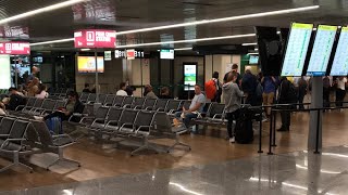 - Roma Fiumicino空港にて。