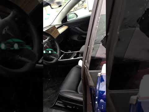 Автомобиль TESLA MODEL 3 2018 | GrandCar Автомобиль TESLA MODEL 3 2018 | GrandCar