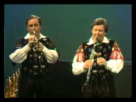 Edvin Fliser in Ansambel Janeza Kalška - Ko muzikant od doma roma