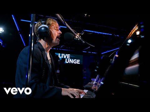 Tom Odell - undressed (sombr cover) in the Live Lounge