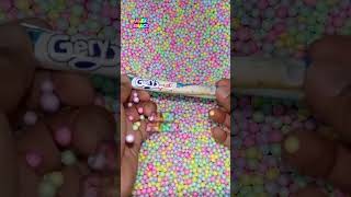 Download lagu Menemukan Jajanan Gery Salut Roll #candy #findingsnack #jajanan #jajanankekinian #snacks mp3