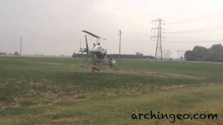 preview picture of video 'Manutenzione alla linea dell'alta tensione con l'elicottero'