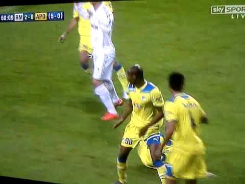 Paulo Jorge perde dentes durante numa jogada contra o Real Madrid