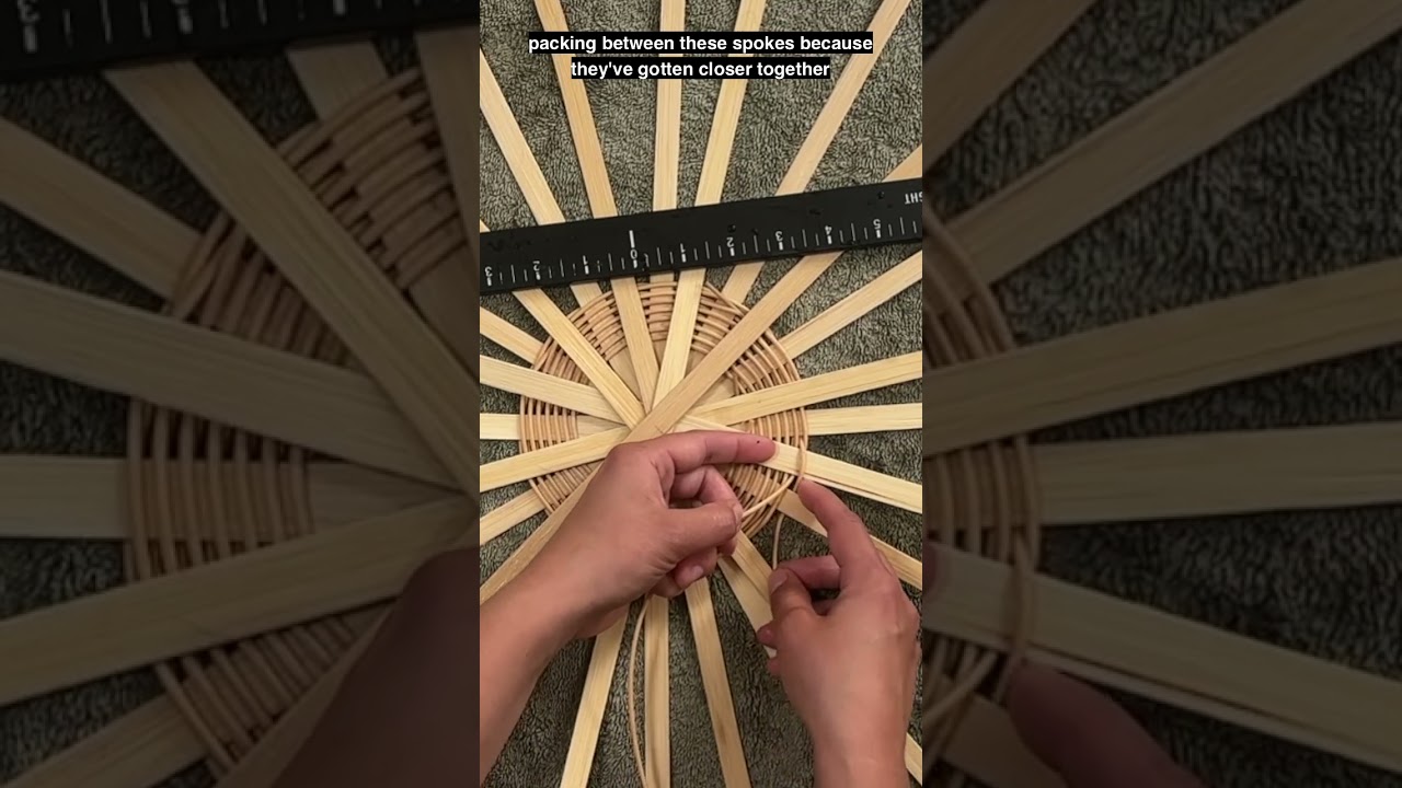 🧺Twining the Second Set of Spokes in a Bean Pot