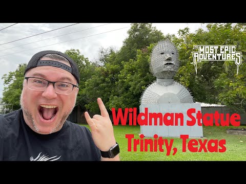 image-Where is the United Trinity statue?