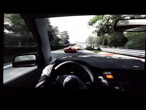 Koenigsegg CCX vs Mitsubishi Lancer EVO 9