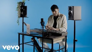 Tes Questions Lyrics English Translation