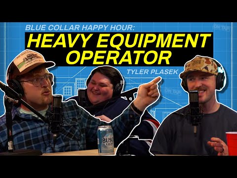 Hora feliz del trabajador de cuello azul: Operador de equipo pesado