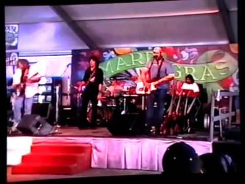 Painted Pony @ The Stock Show & Rodeo Playing Seagul.mpg