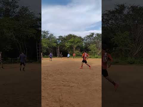 gol do Miguel para o time vermelho 1x1 azul no sussuarana