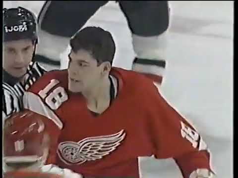 NHL REGULAR SEASON 1988-89 - Detroit Red Wings @ Chicago Blackhawks
