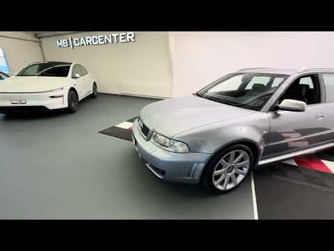 AUDI RS4 Avant quattro "Avus Silber Metallic"-video-25
